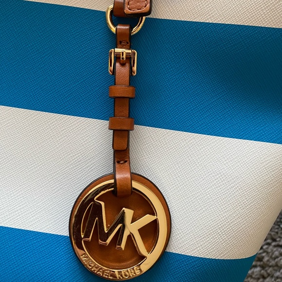 Michael Kors Tote - Picture 5 of 11